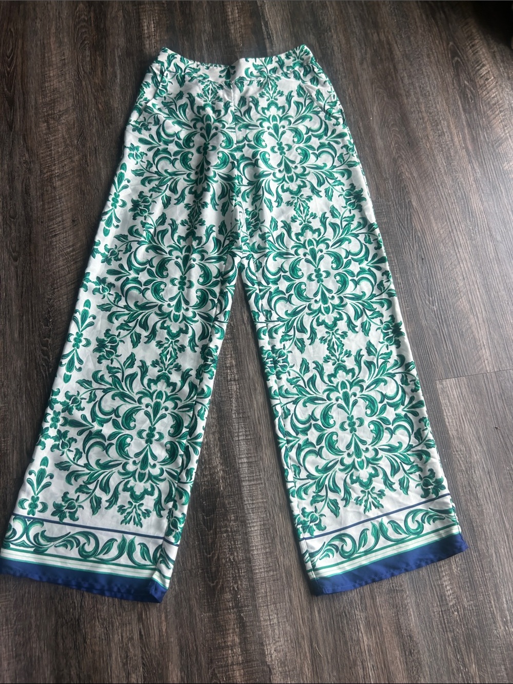NWOT Bwear White Wide-Leg Pants with Green Damask Print